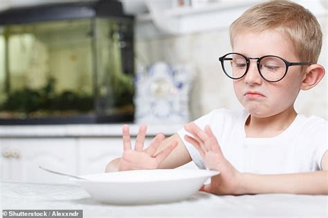 Is it OK for kids to skip dinner?